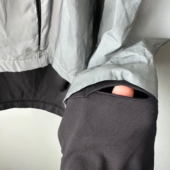 Calia by Carrie Underwood Reflective Hooded Running Jacket Womens XL - Picture 4 of 8